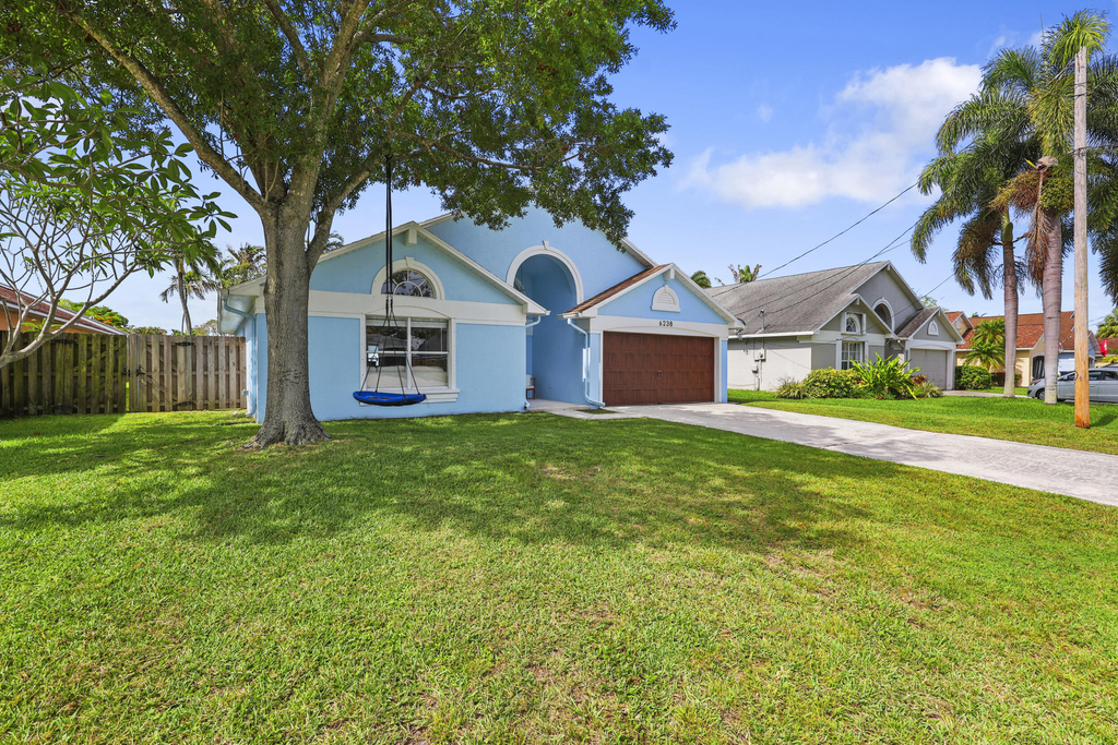6238 Pompano Street - Photo 1