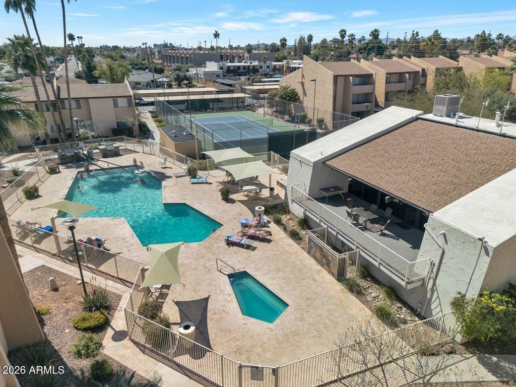 8055 E Thomas Road E - Photo 32