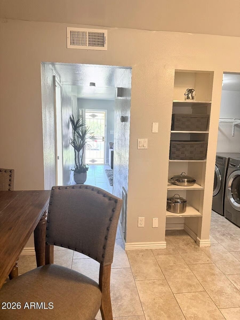 1115 E Fremont Drive - Photo 3