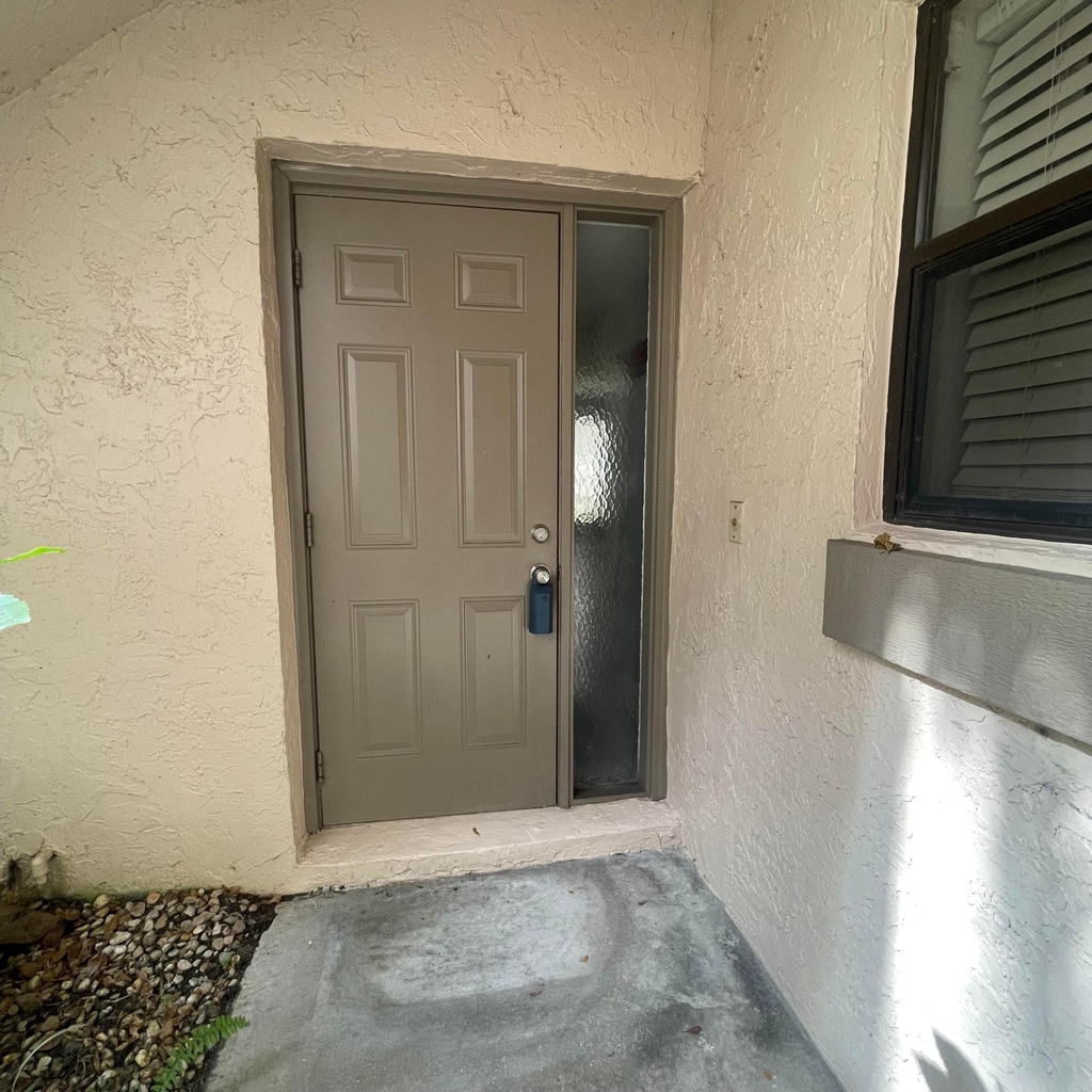 3427 Nw 47th Avenue - Photo 2