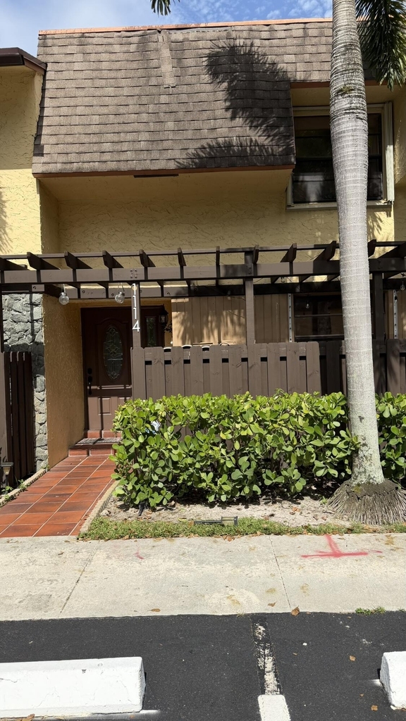 1114 Nw 79th Drive - Photo 16