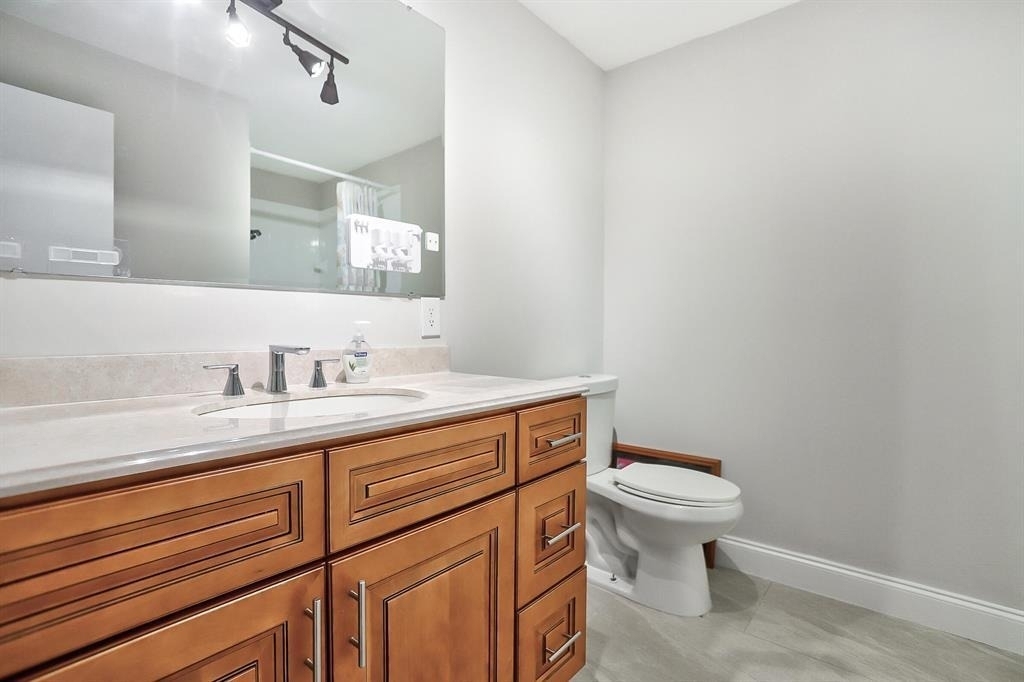 1169 Nw 13th Street - Photo 4