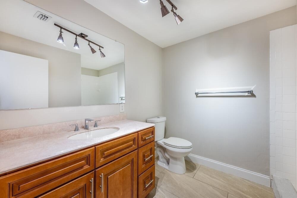 1169 Nw 13th Street - Photo 8