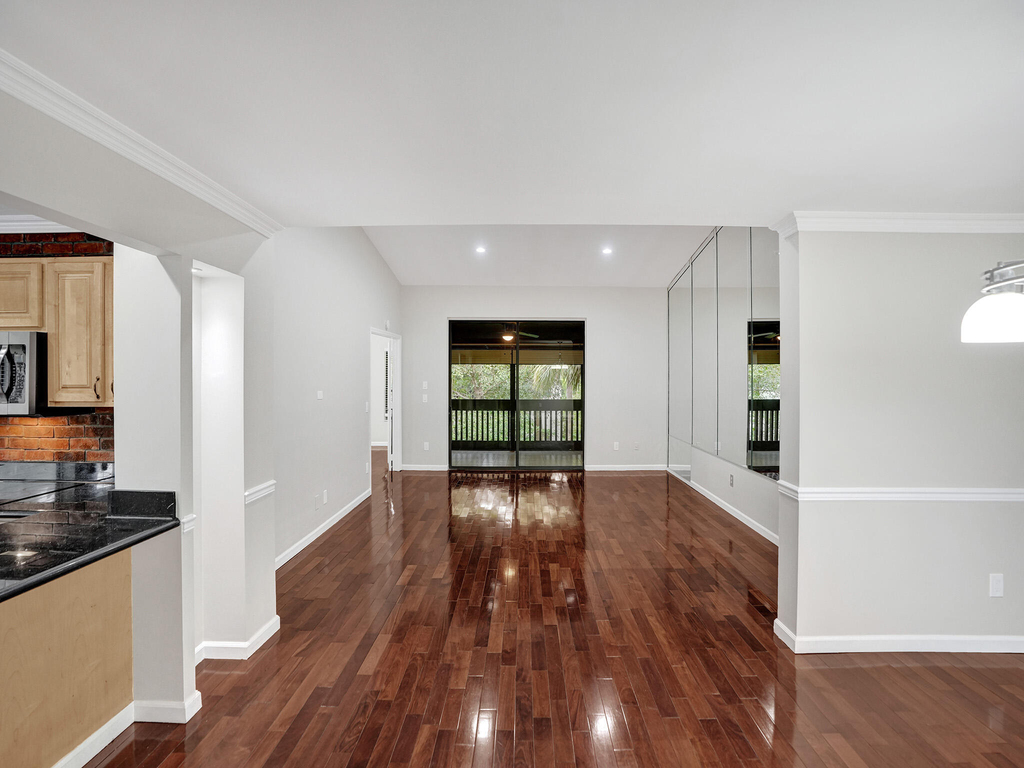 9280 Sabal Ridge Circle - Photo 5