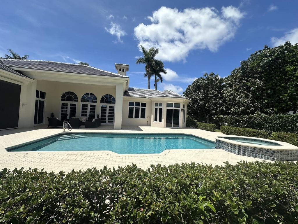 645 Atlantis Estates Way - Photo 2