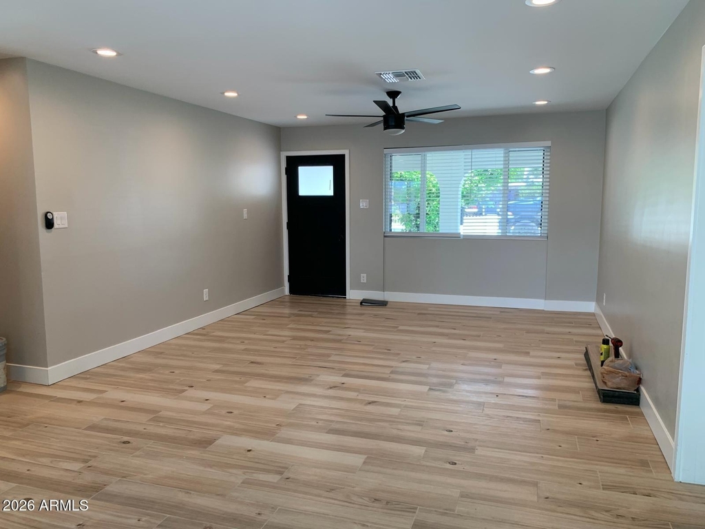 3415 E Sheridan Street - Photo 15
