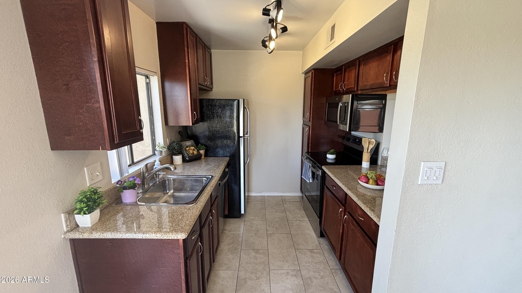 3600 N Hayden Road - Photo 7