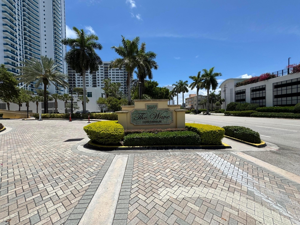 2501 S Ocean Drive - Photo 1