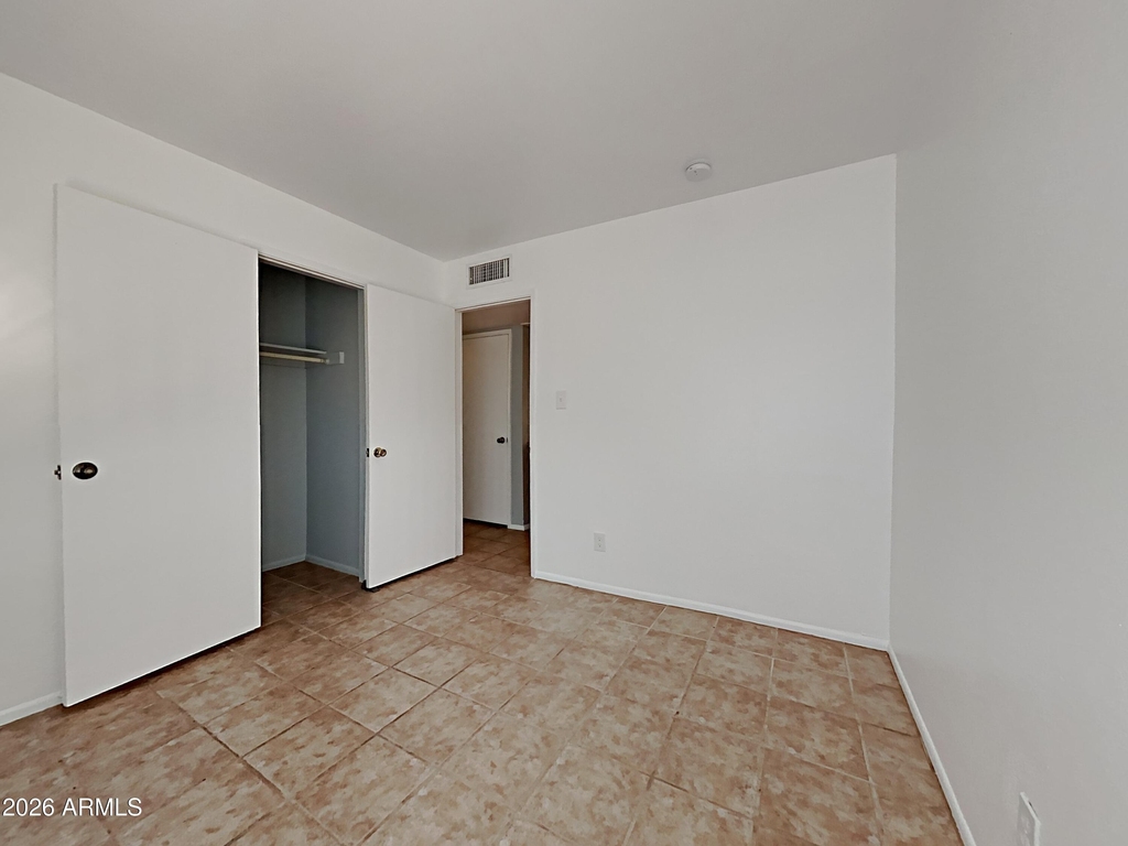 2440 E Dahlia Drive - Photo 9