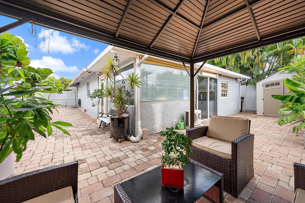 904 Ortega Road - Photo 18