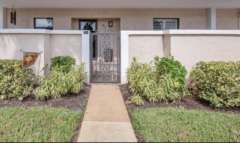 300 N Hwy A1a - Photo 1