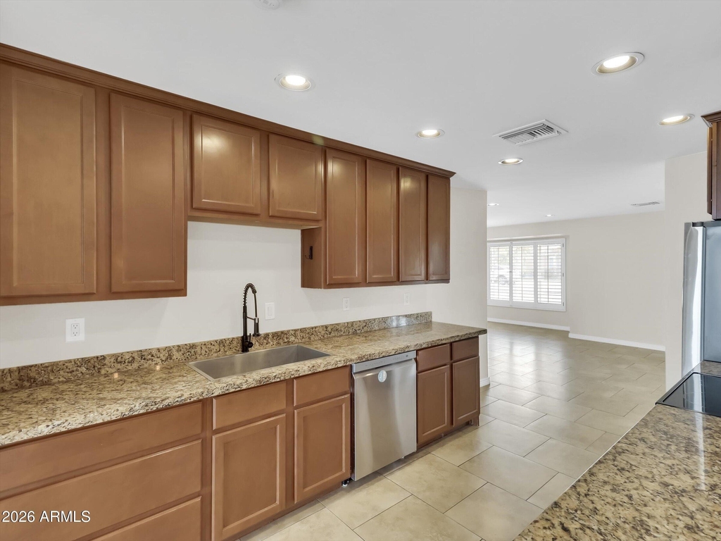 6036 N 8th Street - Photo 9