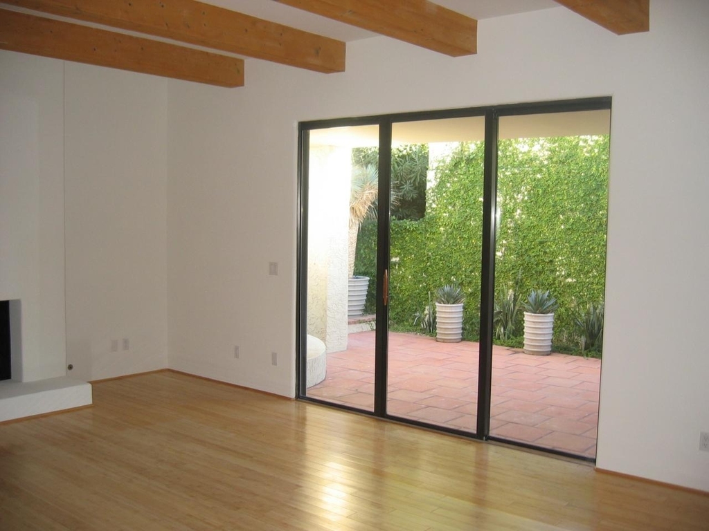 4819 N 35th Place - Photo 7