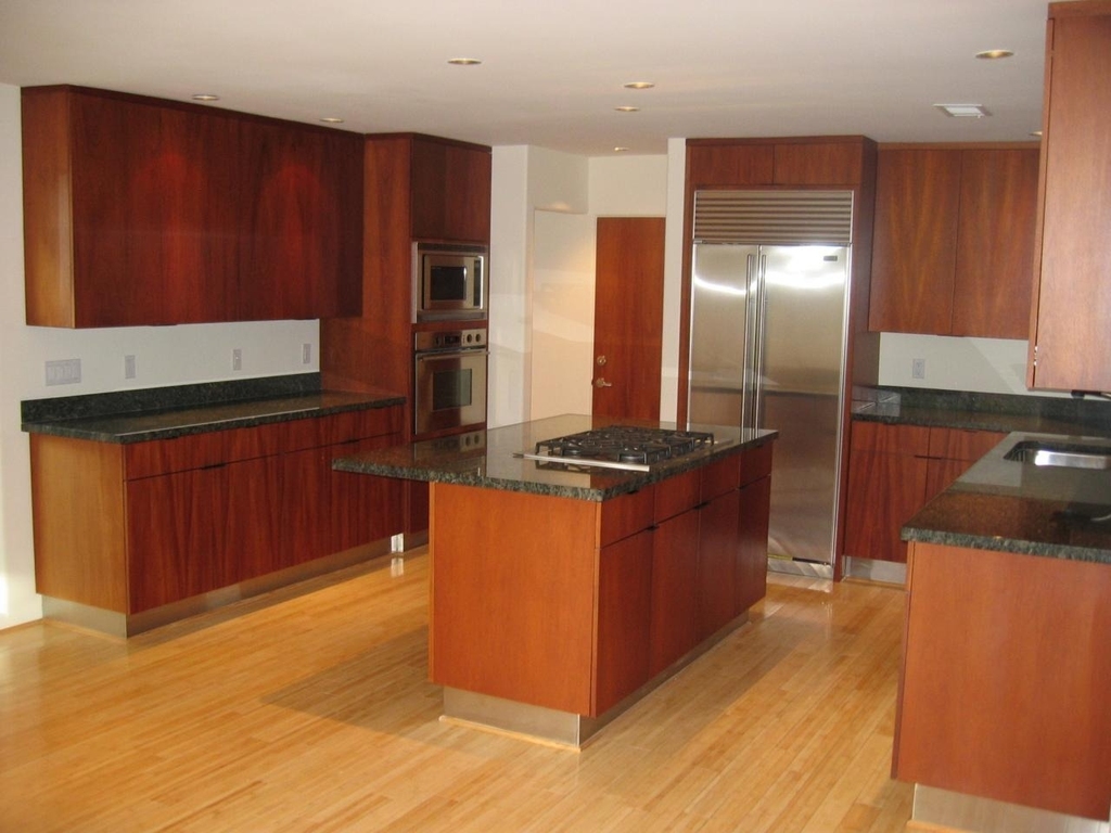 4819 N 35th Place - Photo 3