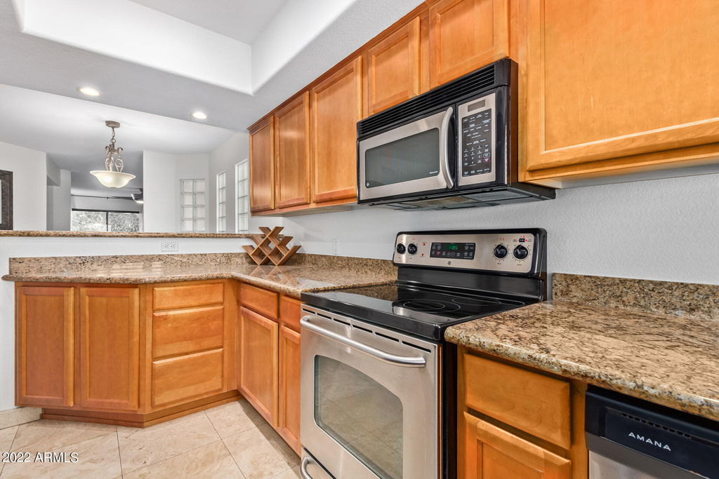 3235 E Camelback Road - Photo 4