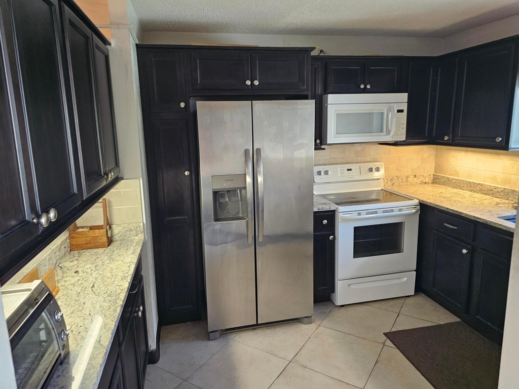 1500 Ne 13th Terrace - Photo 3