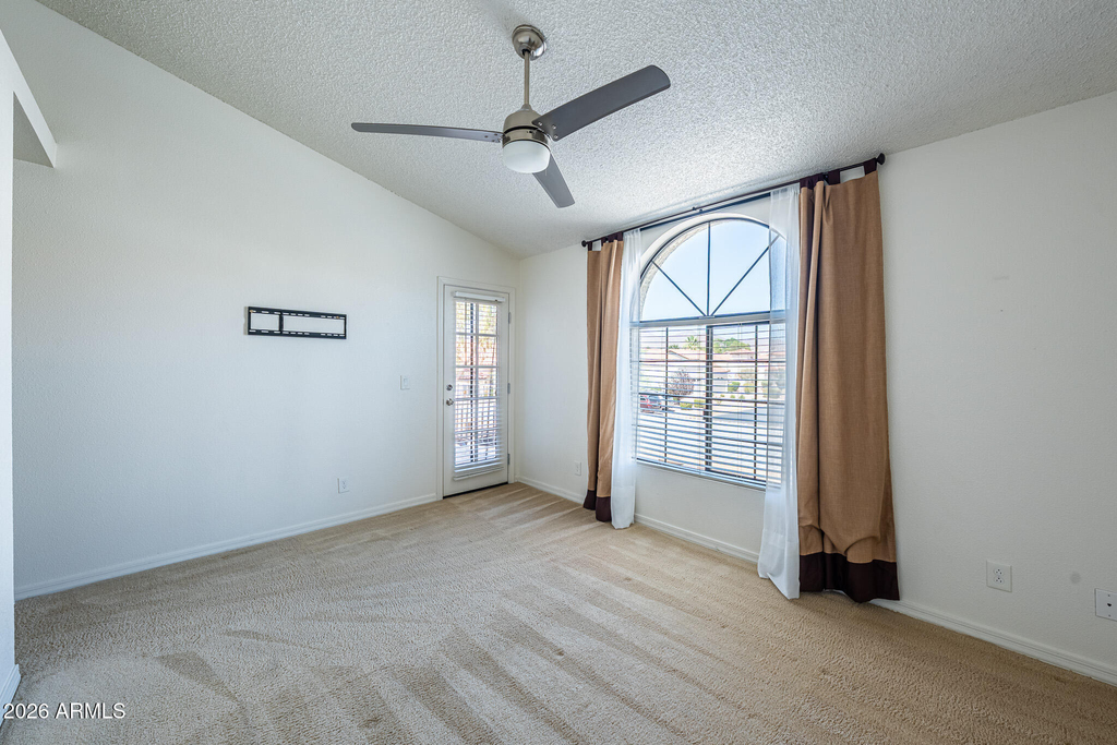 11011 N 92nd Street - Photo 14