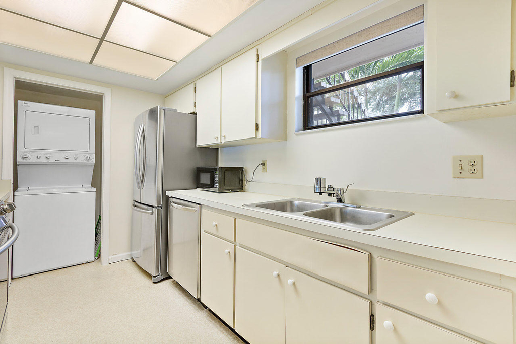 11863 Wimbledon Circle - Photo 11