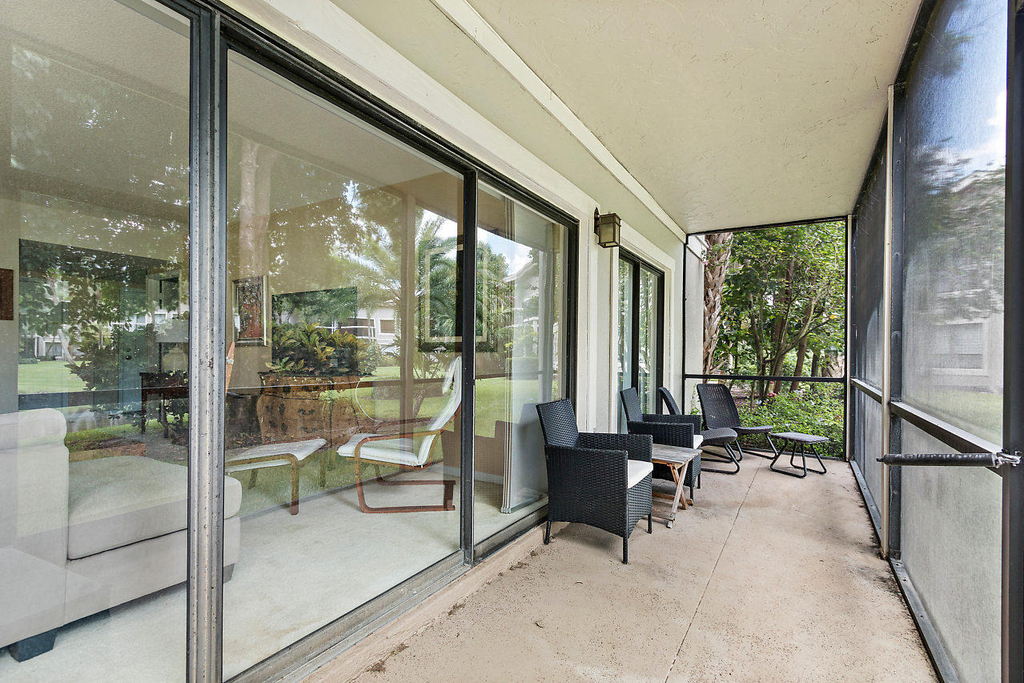 11863 Wimbledon Circle - Photo 13