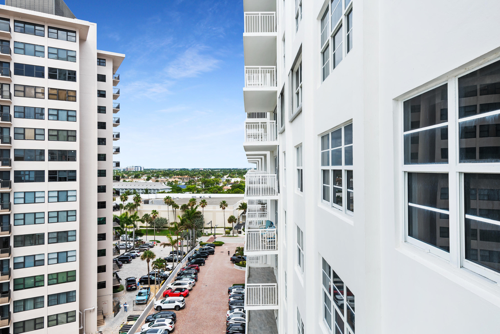 3850 Galt Ocean Drive - Photo 25