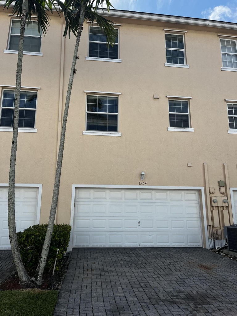 1554 Limetree Bay Avenue - Photo 19