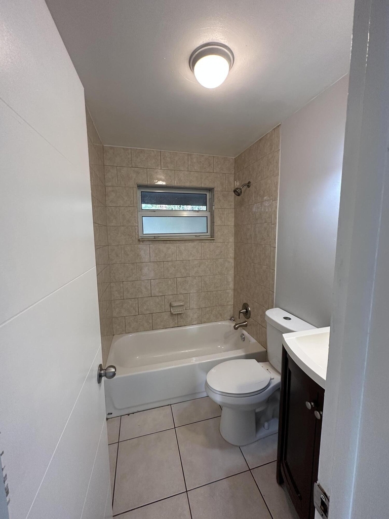 8502 Sunset Drive - Photo 5
