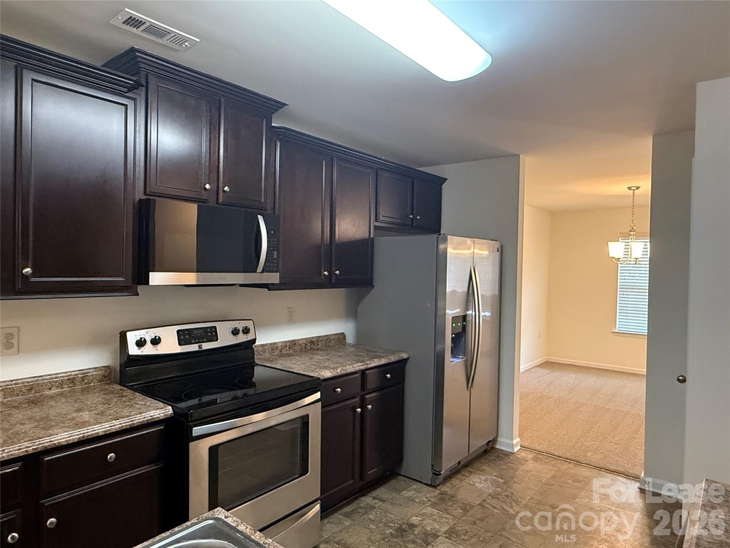 1933 Stoney Point Circle - Photo 4