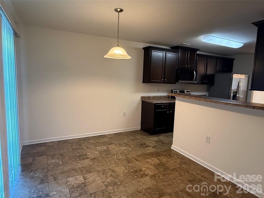 1933 Stoney Point Circle - Photo 5