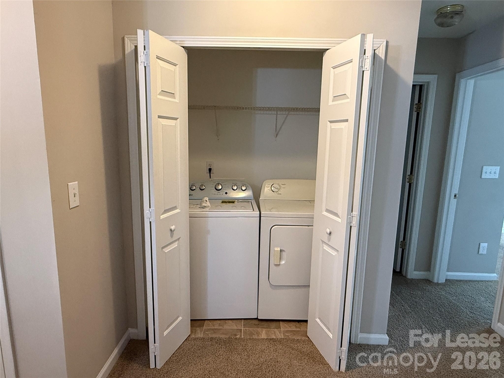 2152 Whispering Way - Photo 16
