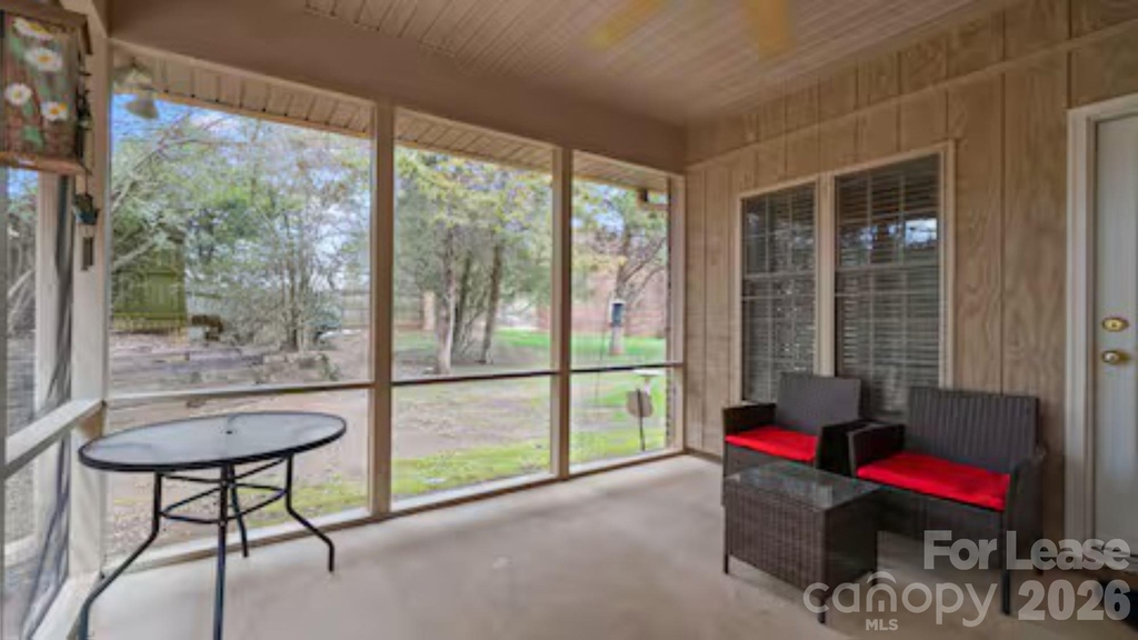 2804 Wingfield Place - Photo 4