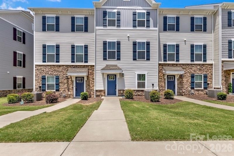 1713 Aspire Street - Photo 0