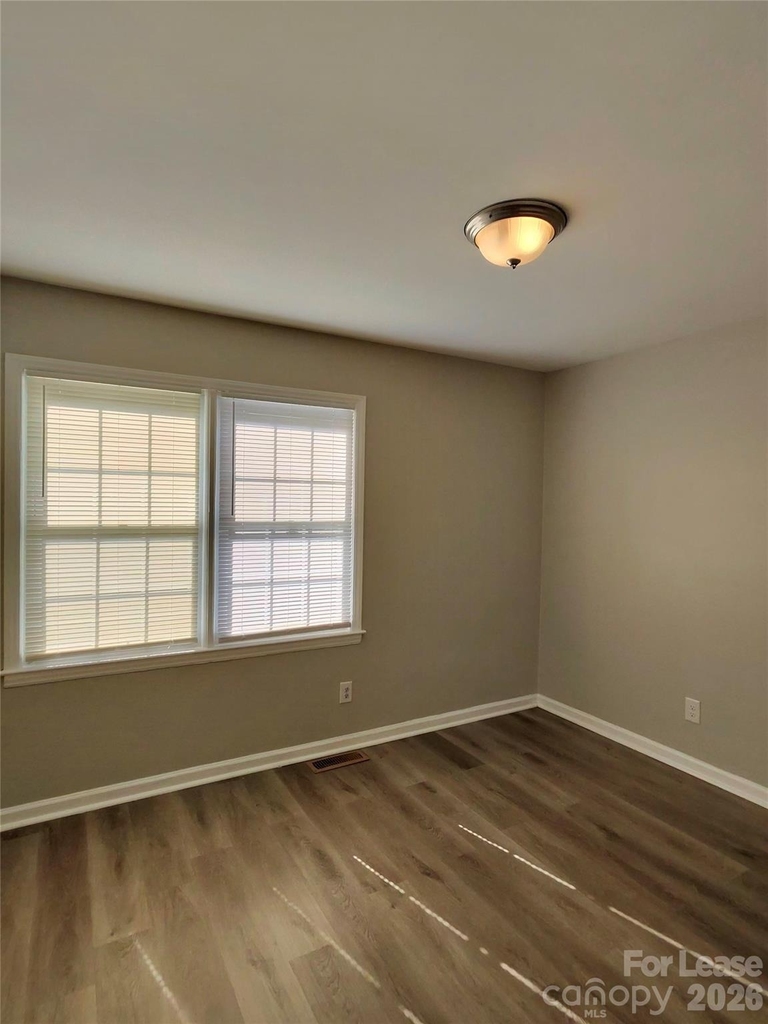 6817 Deanwood Place - Photo 4