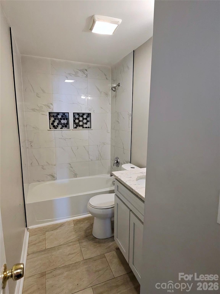 6817 Deanwood Place - Photo 10