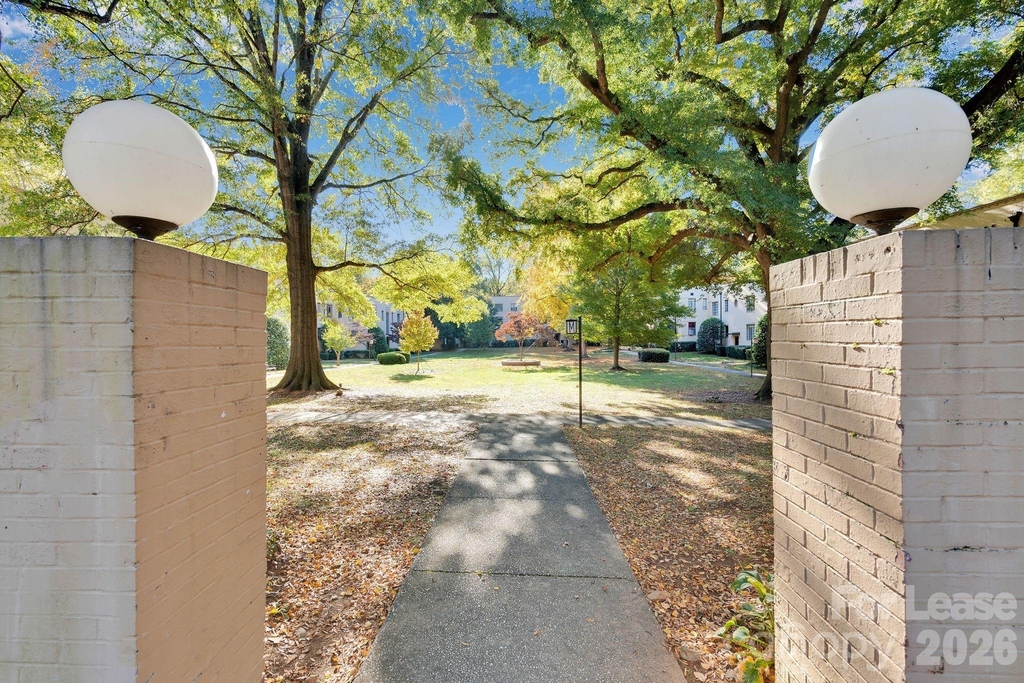 1121 Myrtle Avenue - Photo 22