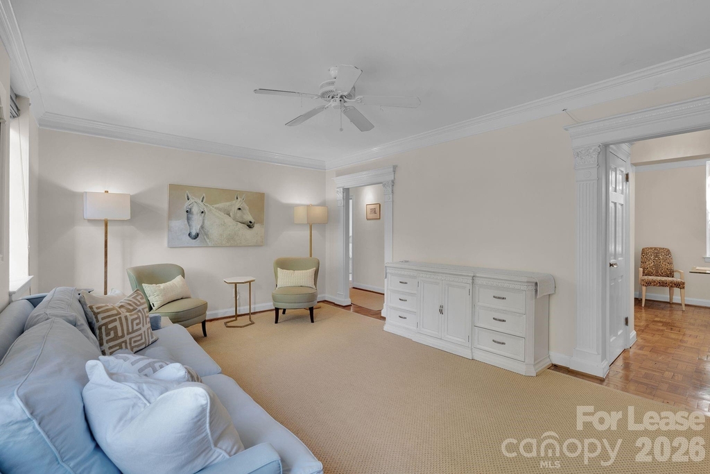 1121 Myrtle Avenue - Photo 4