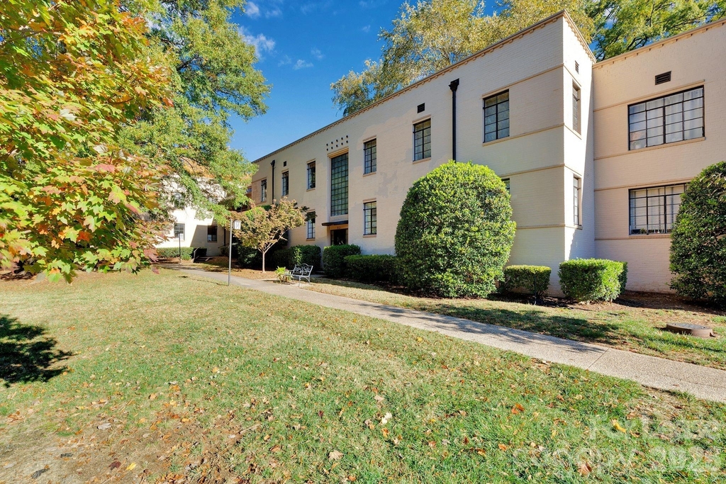 1121 Myrtle Avenue - Photo 24