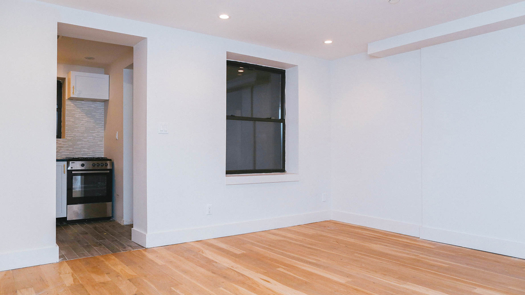 905 Sterling Pl  11216 - Photo 4