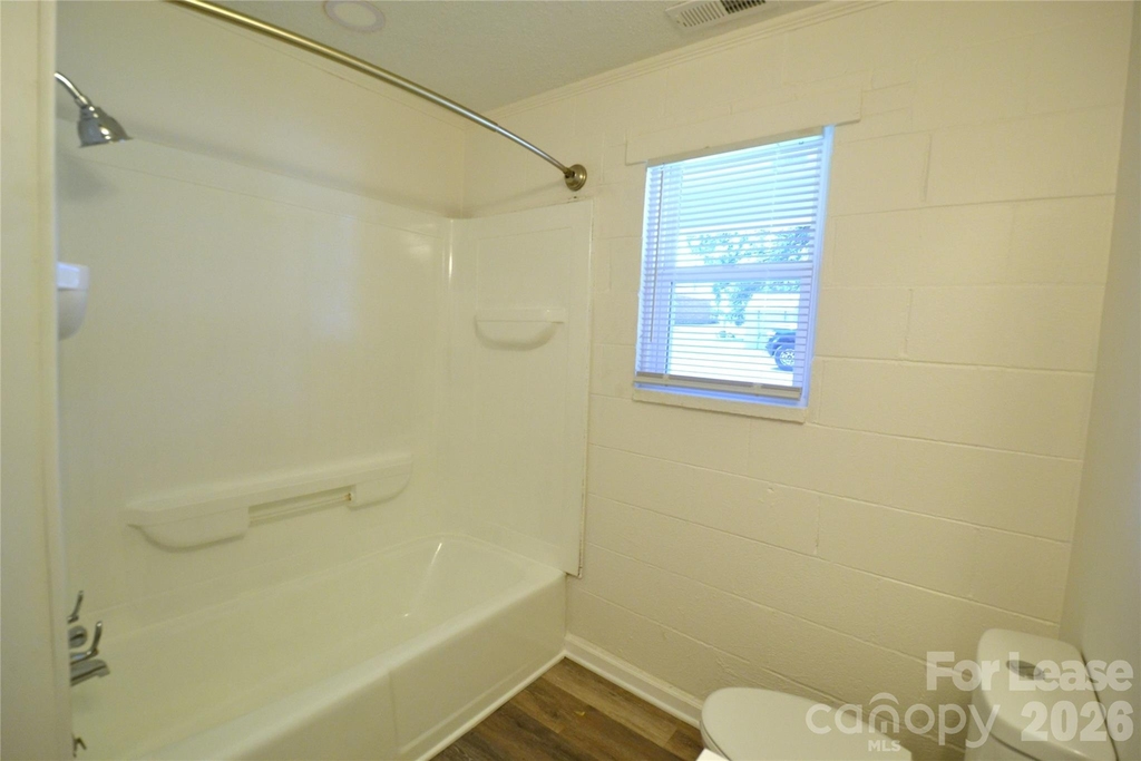 110 N Peterson Street - Photo 17