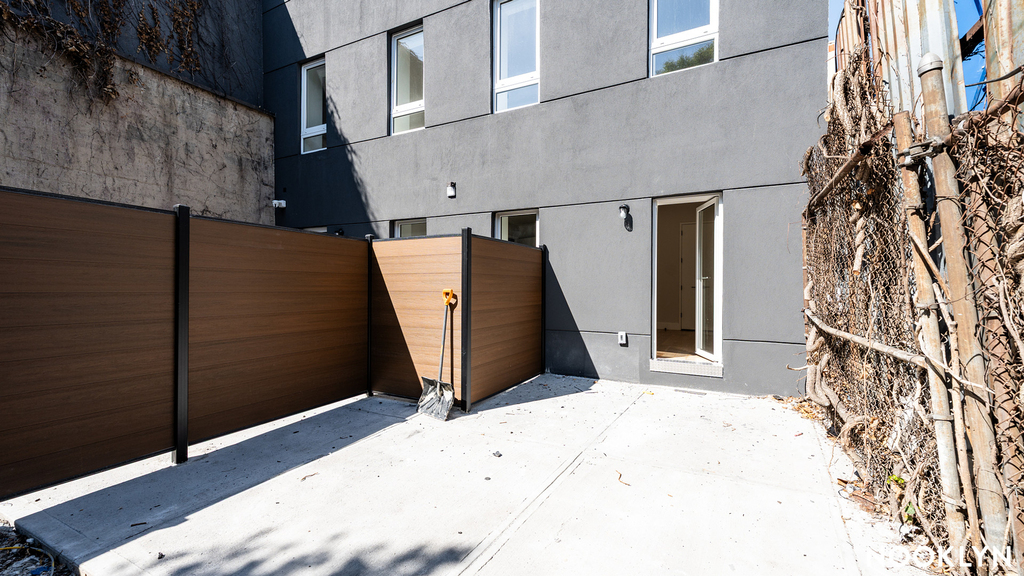 242 6th St 11215 - Photo 11