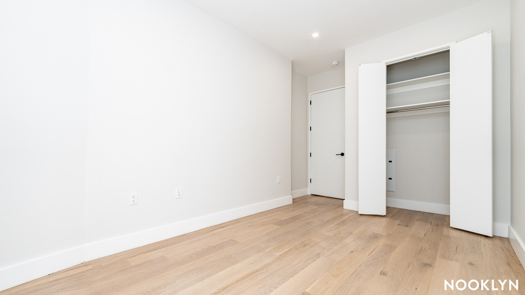 242 6th St 11215 - Photo 9