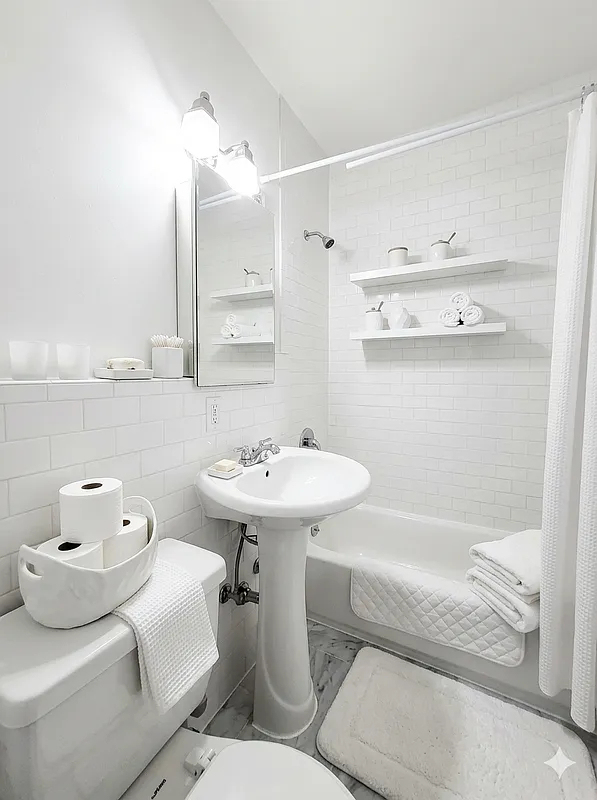 338 East 55th Street - Photo 4