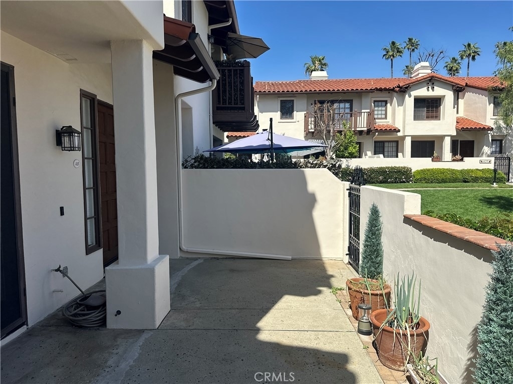 415 E Bougainvillea - Photo 4