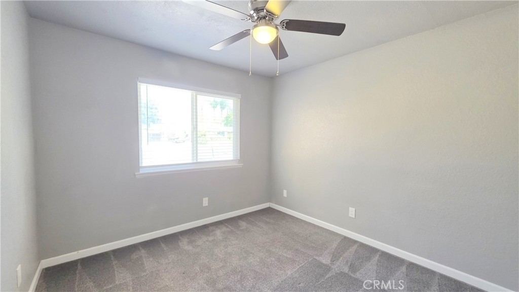 1546 Clock Avenue - Photo 14