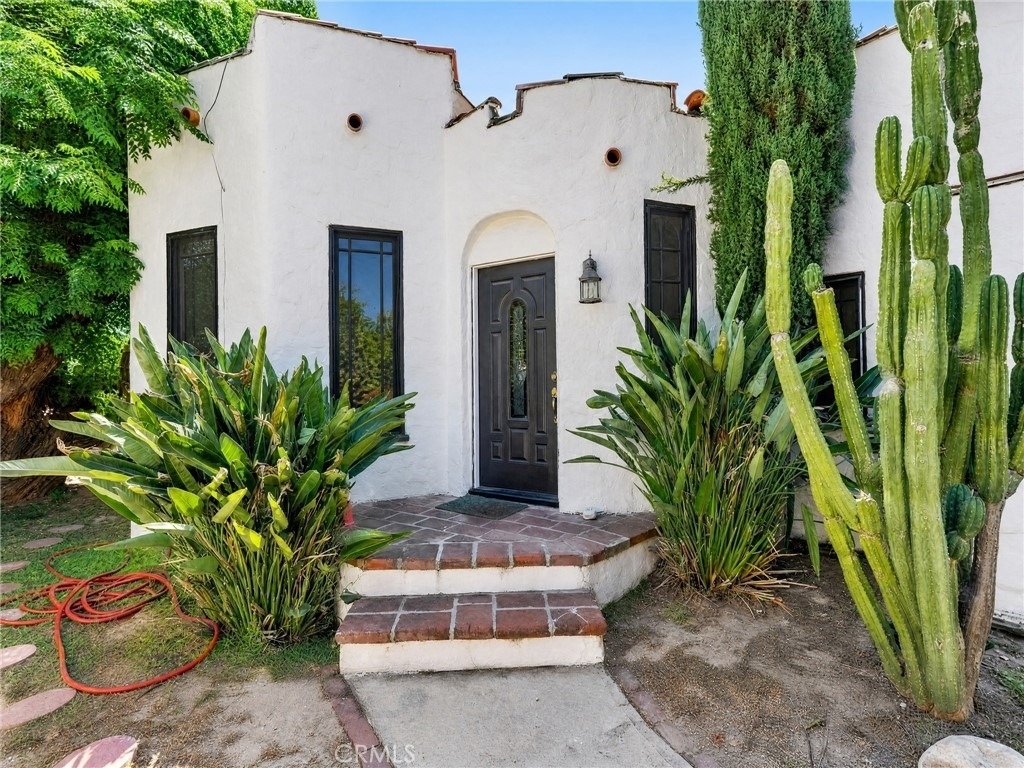 22028 Covello Street - Photo 7
