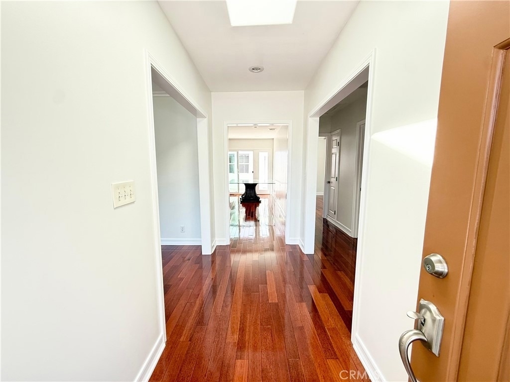 5639 Natick - Photo 4