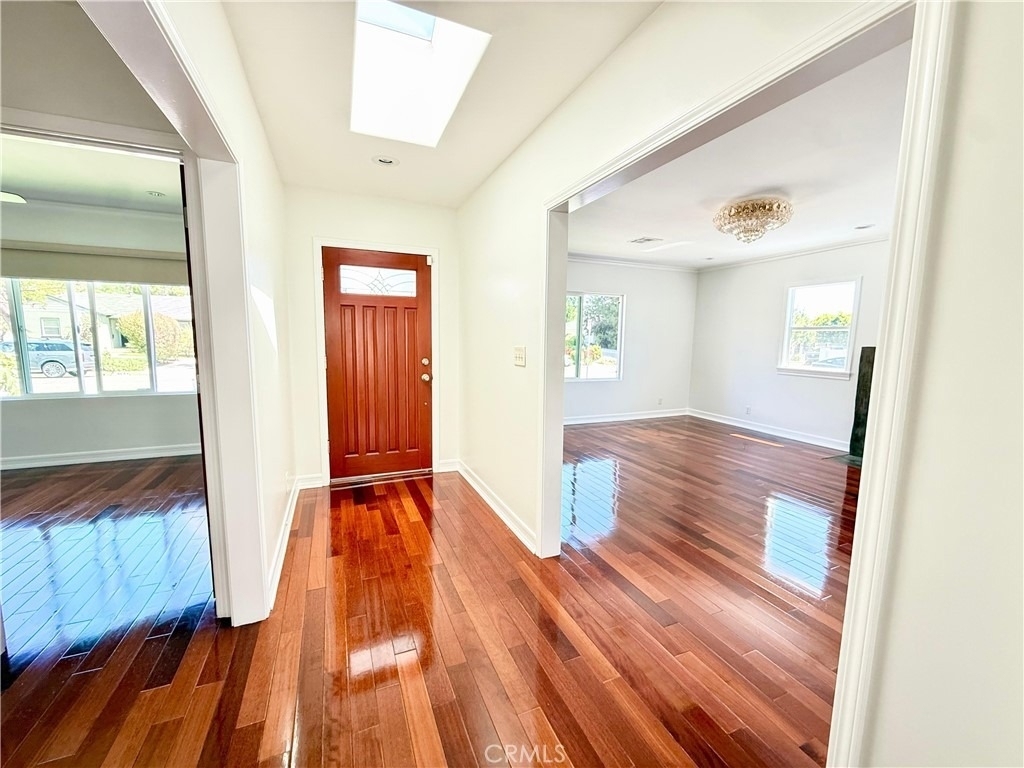 5639 Natick - Photo 9
