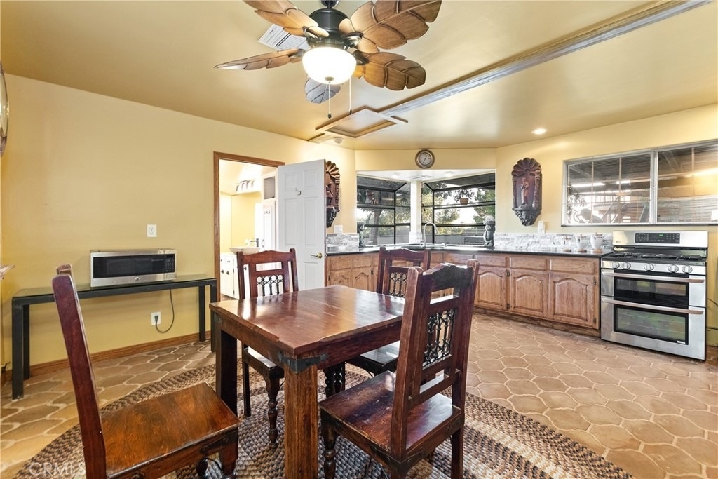 9354 Hillrose Street - Photo 18