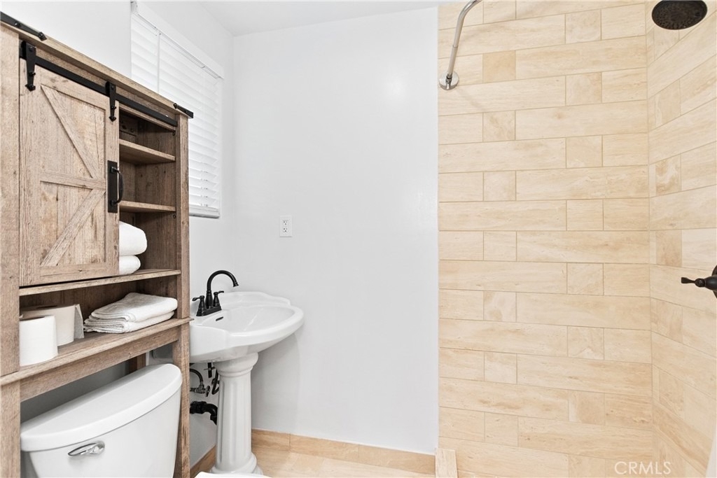 9354 Hillrose Street - Photo 33