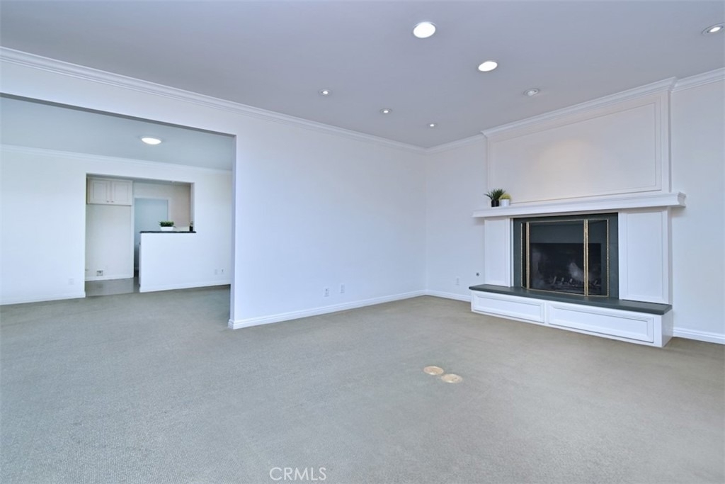 15344 Greenleaf Street - Photo 6