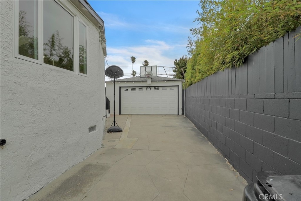 6541 W 84th Place - Photo 30